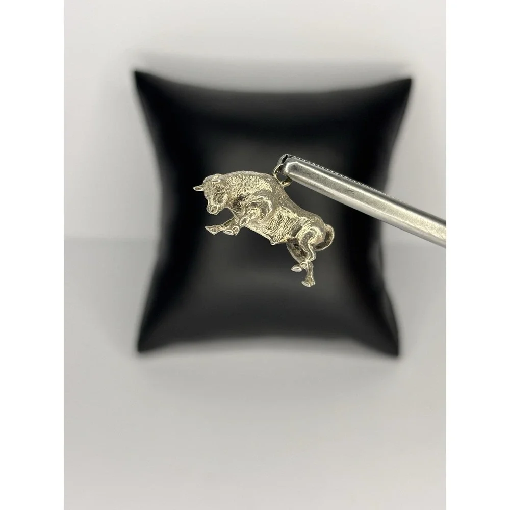 Vintage Sterling Silver Charging Bull Charm Pendant 3D Taurus Zodiac